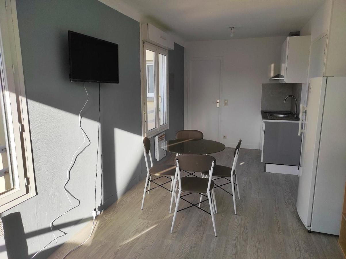 Apartament Le Mat Studio Salle De Sport Saint-Méloir-des-Ondes Zewnętrze zdjęcie